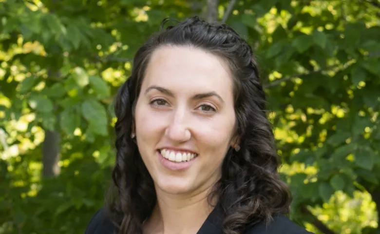 Headshot kinsey clishe